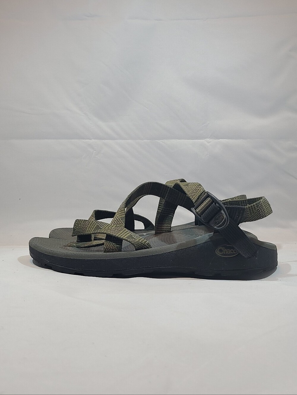 Mens Chaco Z/2 Adjustable Strap Classic Sandals Size: 9 Color: Olive Green